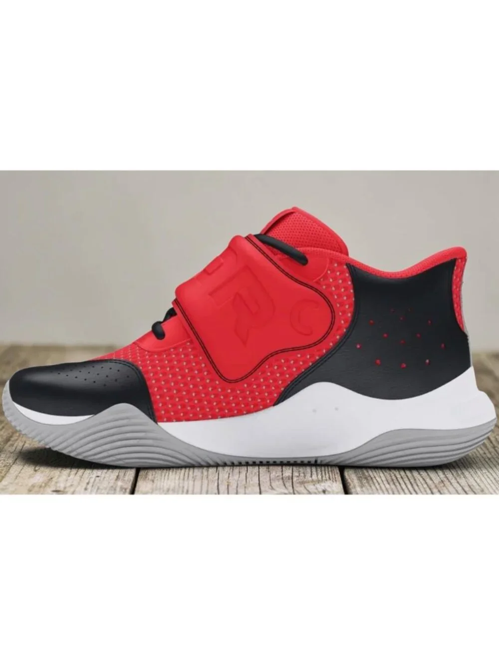 Under Armour bold design